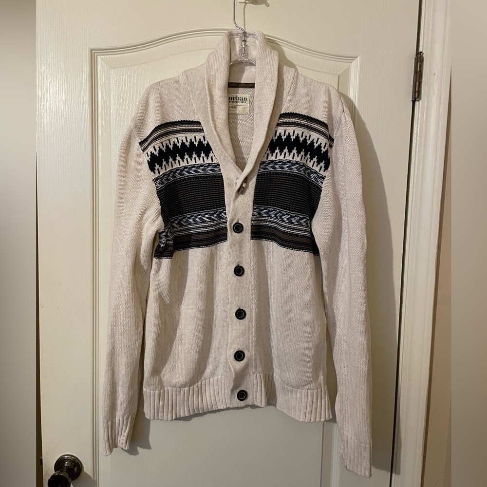 Urban Pipeline Cardigan Sweater Long Sleeve Aztec Grandpa Cozy Size L  Beige